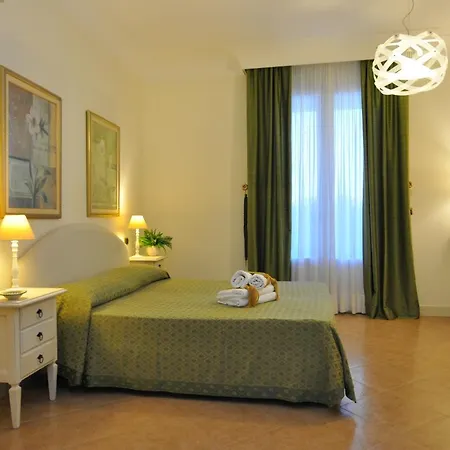 Marcella فندق مبيت وإفطار *